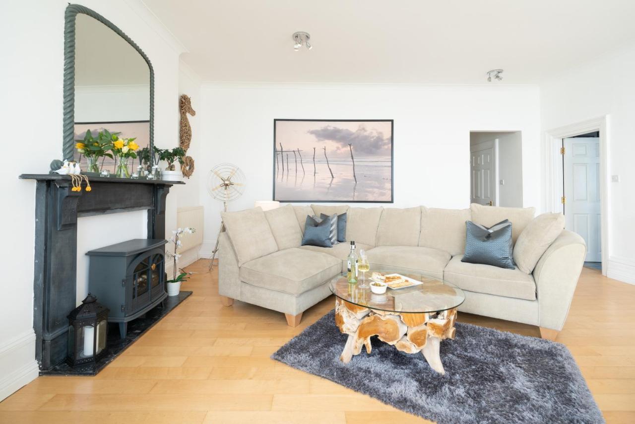 Stunning Sea Views Ventnor Apartment Exterior foto